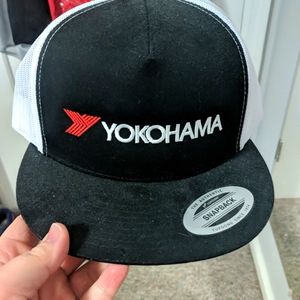 Snap back hat